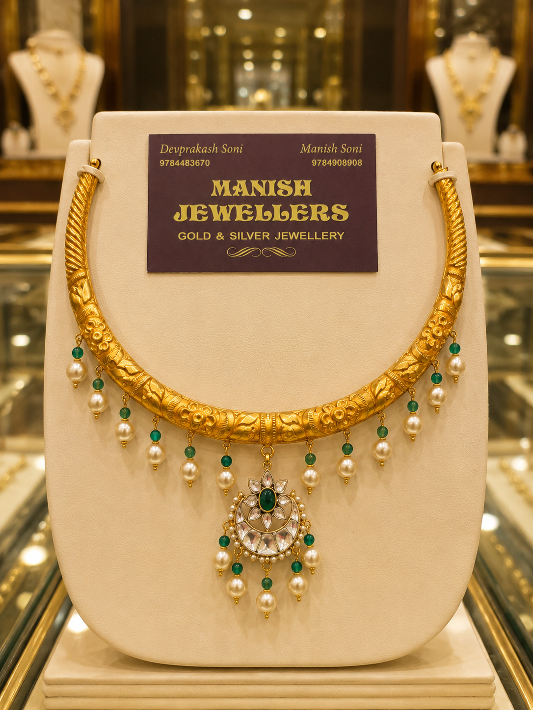 Gold Choker with Kundan & Rubies